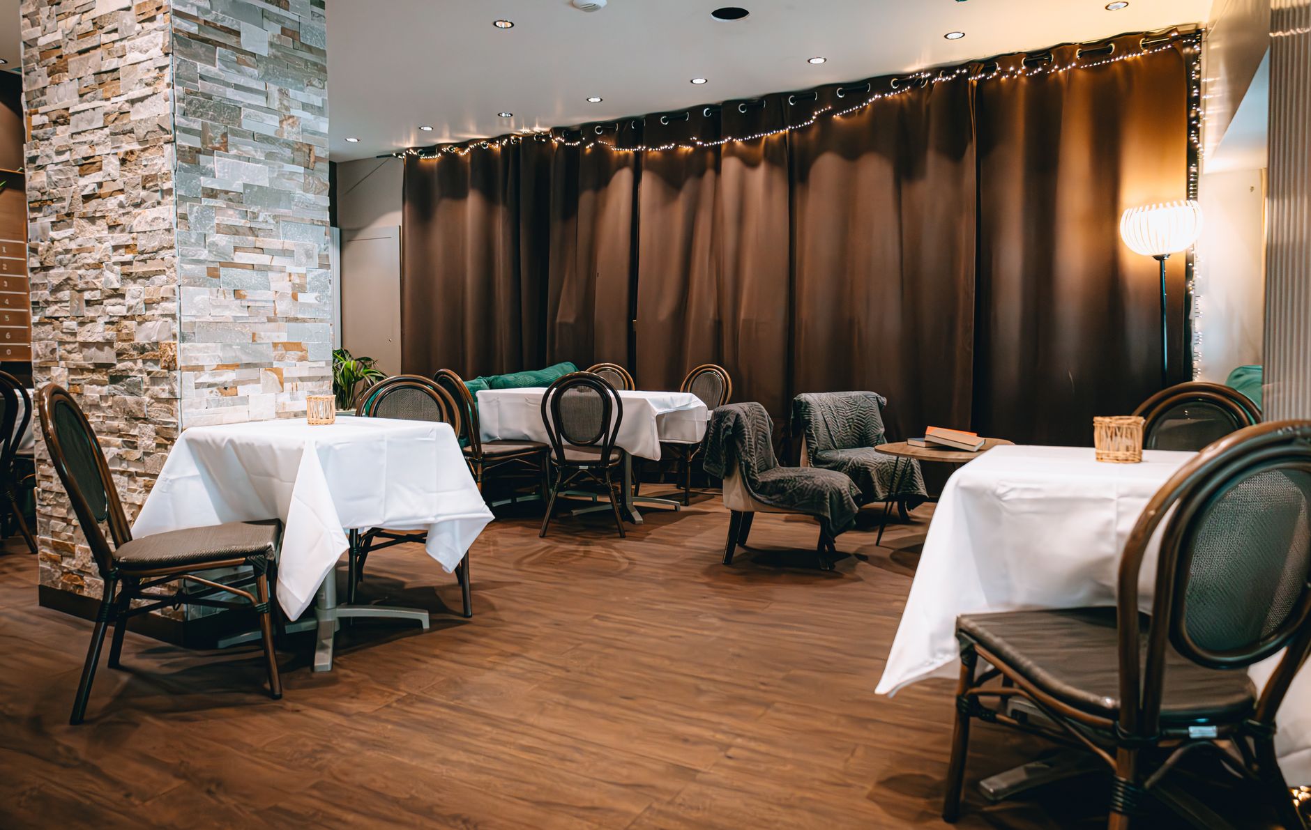 Dining room of a Liverpool bistro with an open kitchen on the Ropewalks streetscape